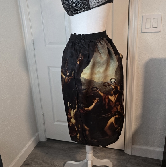 D&G skirt with epic print. Size 44 European - Picture 3 of 16